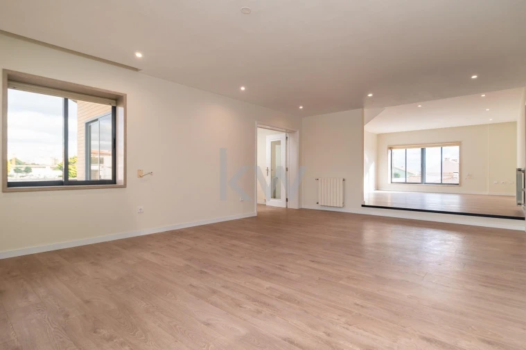 Apartamento T3 para Venda em Canidelo Foto 2