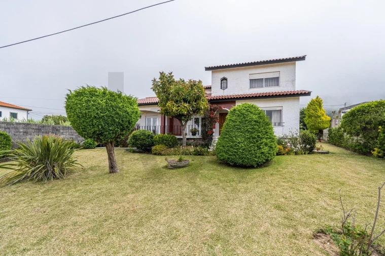 Moradia T5 para Venda em Vila Praia de Ancora Foto 37