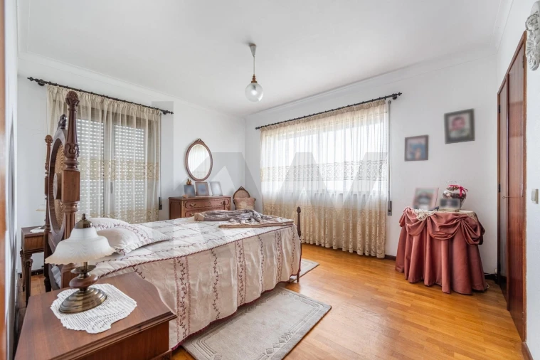 Moradia T5 para Venda em Vila Praia de Ancora Foto 27