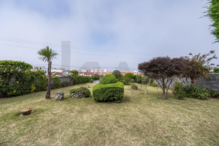 Moradia T5 para Venda em Vila Praia de Ancora Foto 40