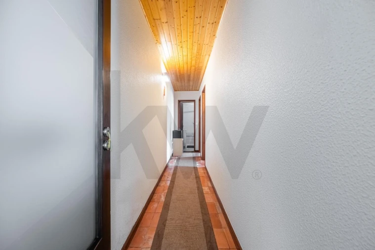 Moradia T5 para Venda em Vila Praia de Ancora Foto 48