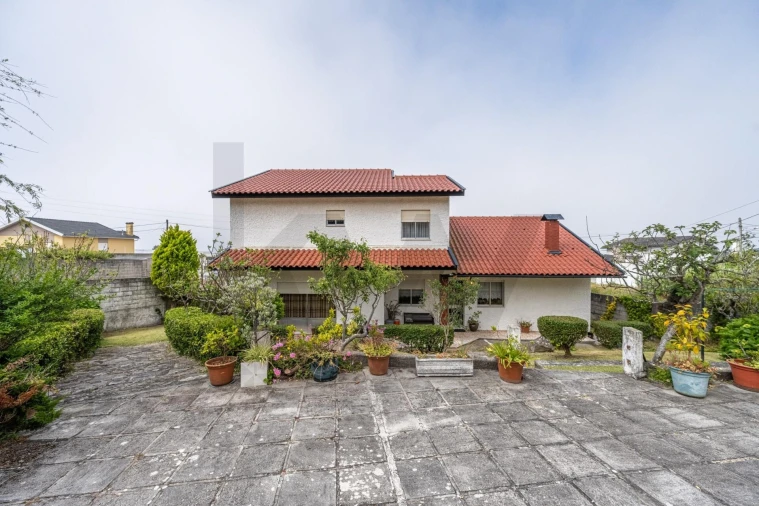 Moradia T5 para Venda em Vila Praia de Ancora Foto 41