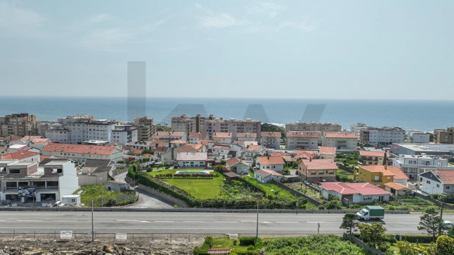 Moradia T5 para Venda em Vila Praia de Ancora Foto 58