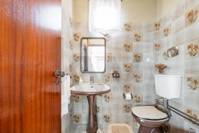 Moradia T5 para Venda em Vila Praia de Ancora Foto 29