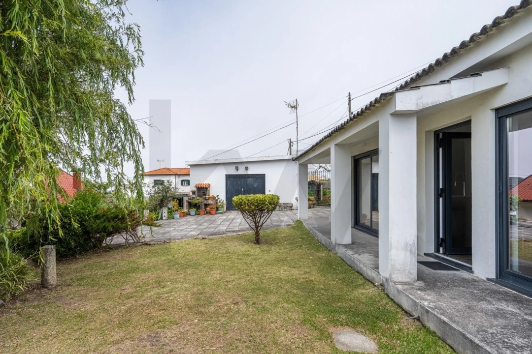 Moradia T5 para Venda em Vila Praia de Ancora Foto 43