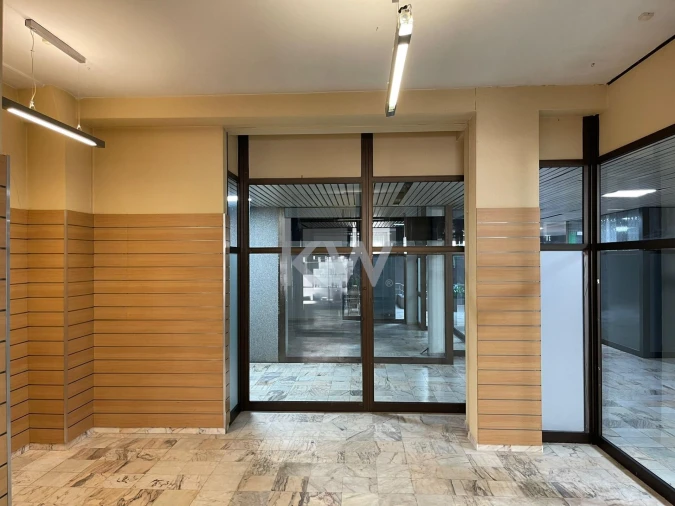 Loja para Venda em São João da Madeira Foto 7