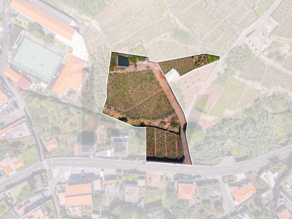 Terreno para Venda em Canhas Foto 5