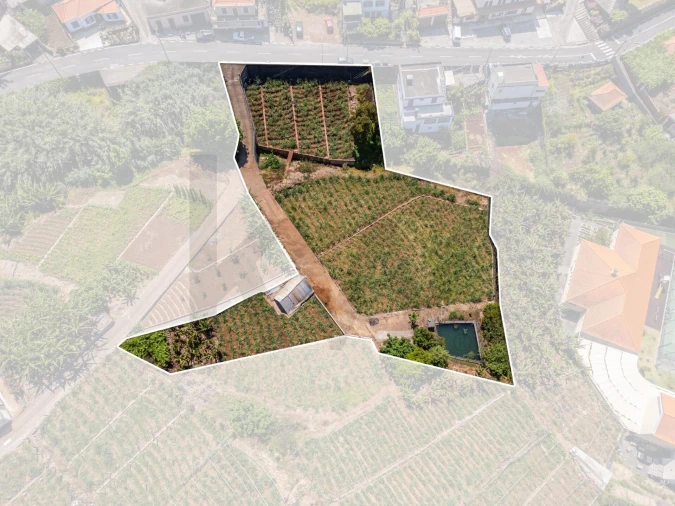 Terreno para Venda em Canhas Foto 7