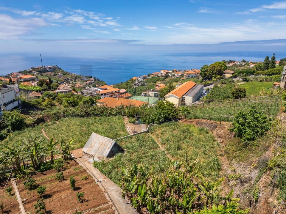 Terreno para Venda em Canhas Foto 17
