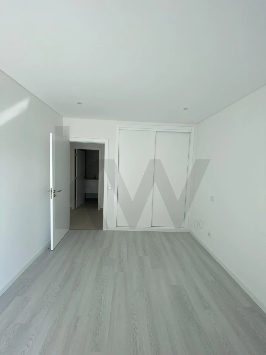 Apartamento T3 para Venda em Nazare Foto 10