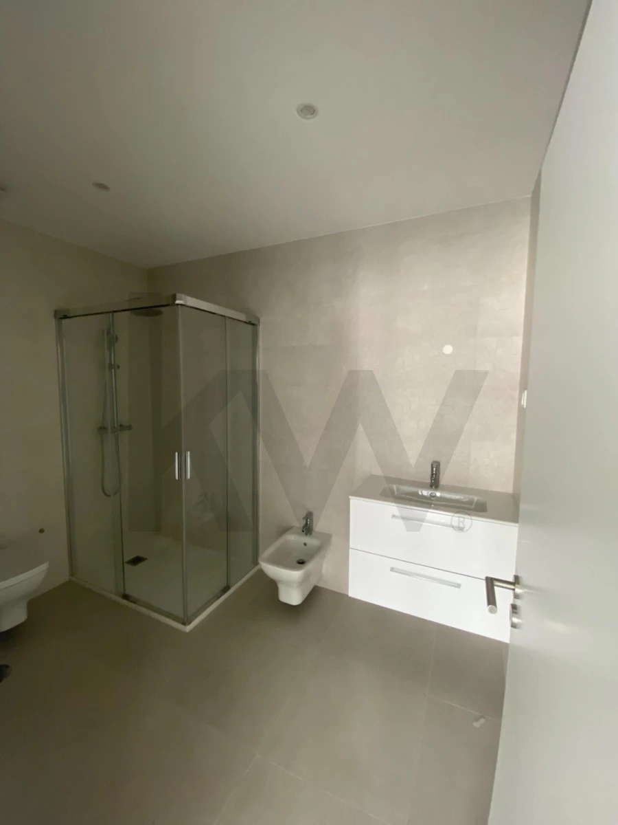 Apartamento T3 para Venda em Nazare Foto 4