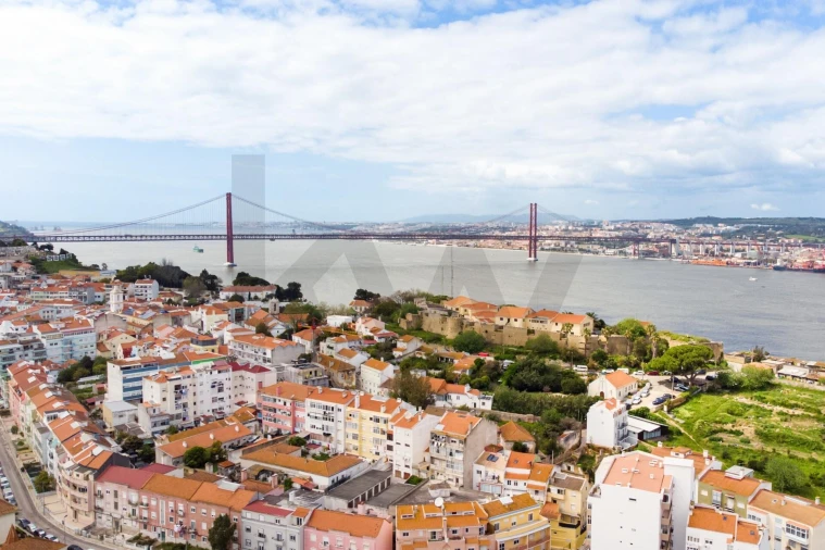 Prédio para Venda em Almada, Cova da Piedade, Pragal e Cacilhas Foto 31