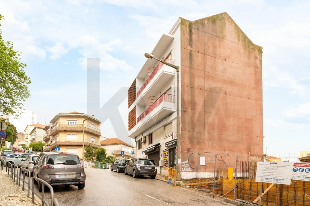 Prédio para Venda em Almada, Cova da Piedade, Pragal e Cacilhas Foto 21