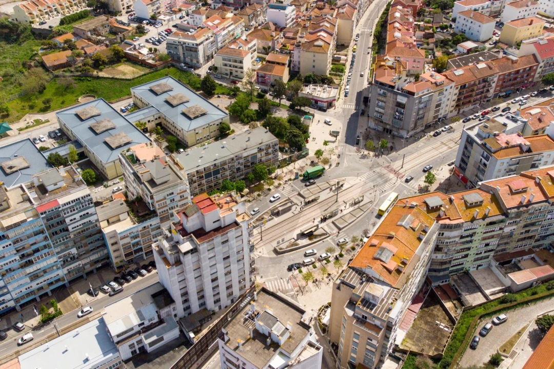 Prédio para Venda em Almada, Cova da Piedade, Pragal e Cacilhas Foto 29