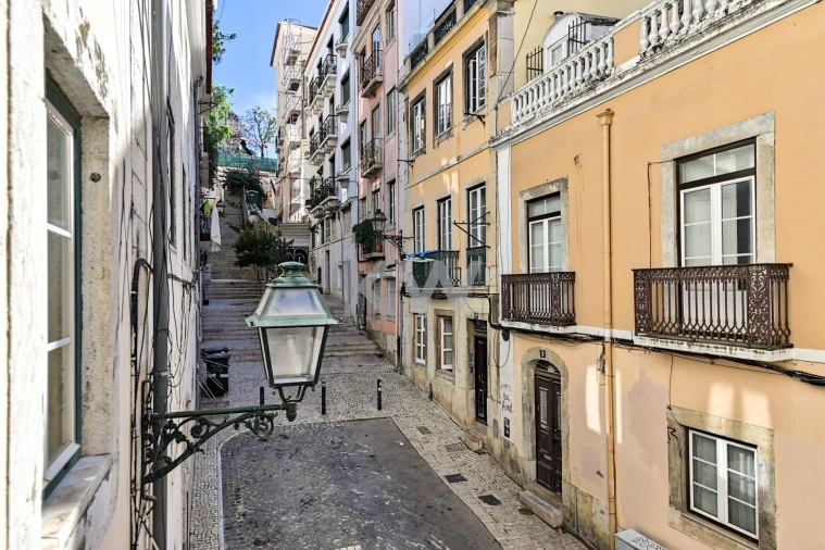 Apartamento T4 para Venda em Misericórdia Foto 30