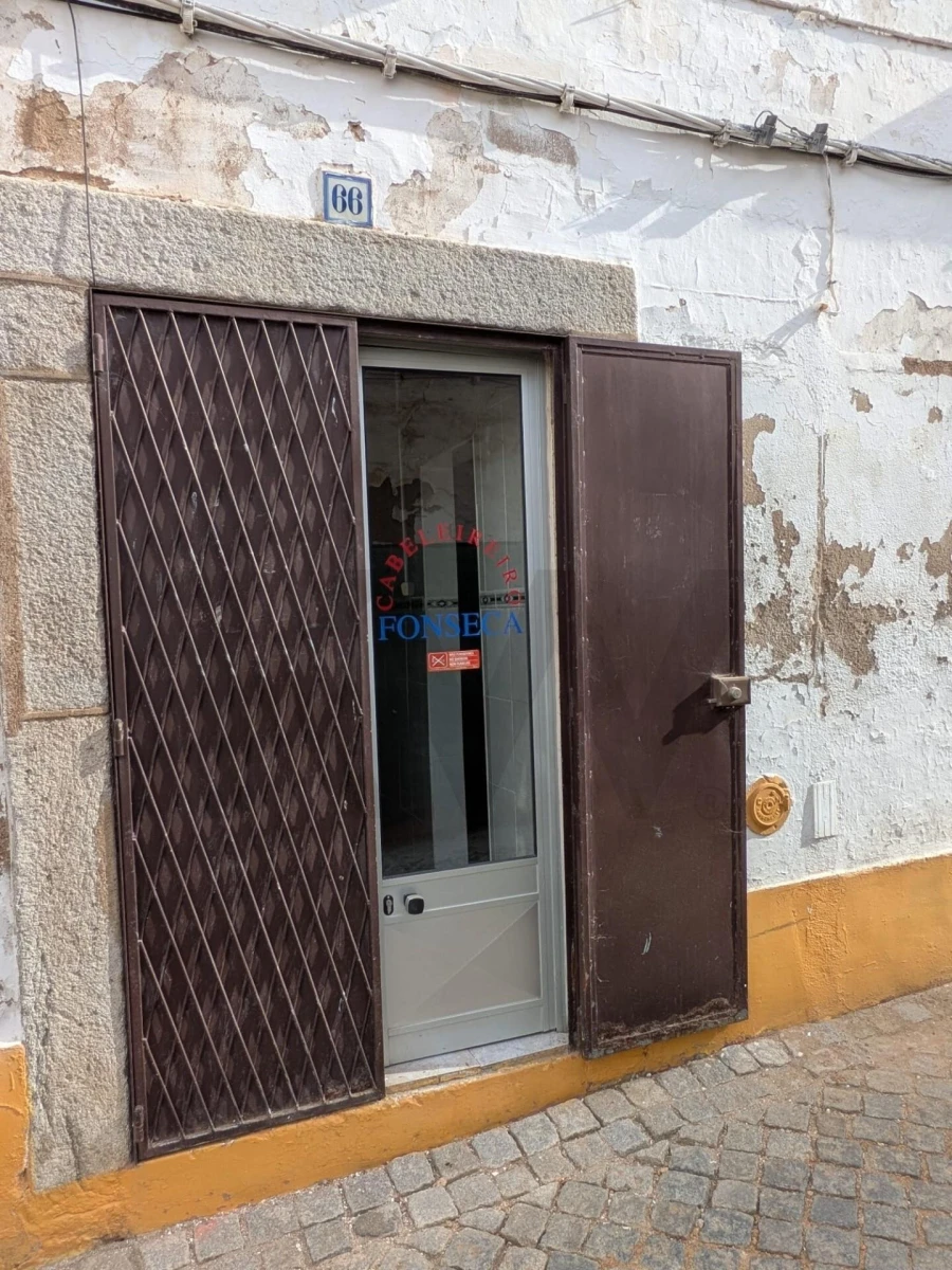 Moradia T4 para Venda em Assunção Foto 26