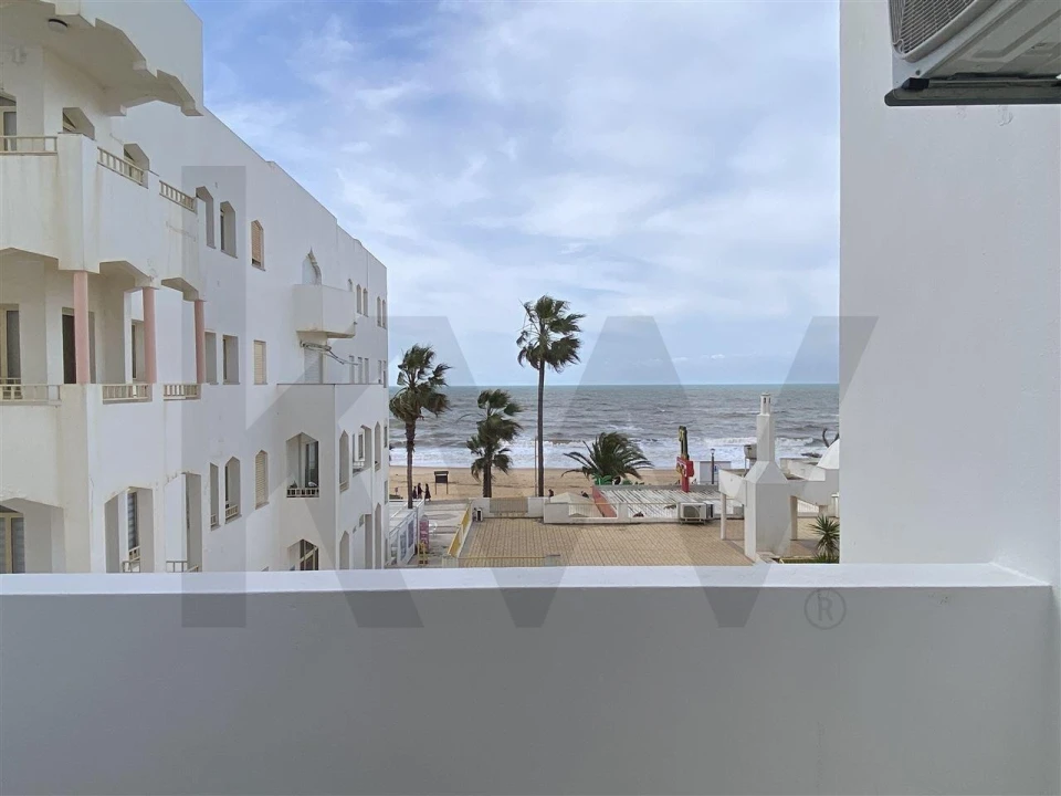 Apartamento T2 para Venda em Quarteira Foto 1