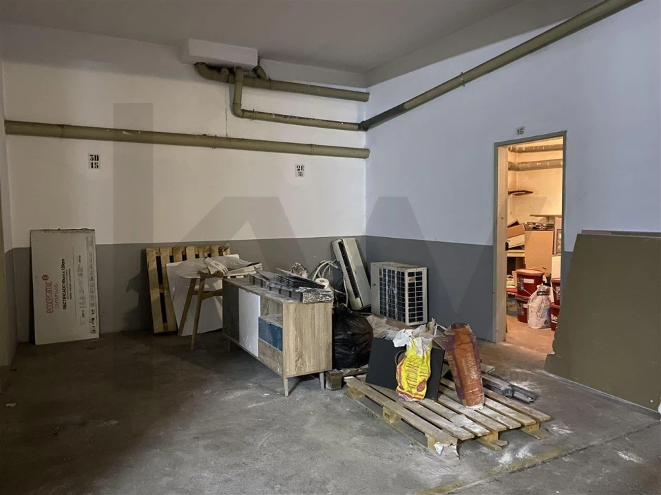 Apartamento T2 para Venda em Quarteira Foto 36