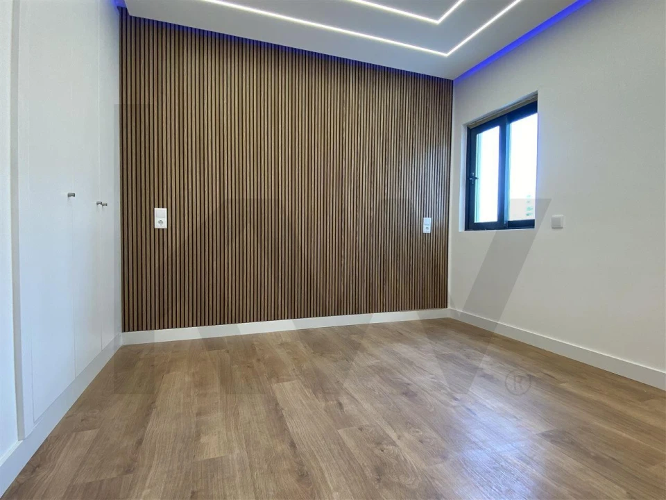 Apartamento T2 para Venda em Quarteira Foto 17