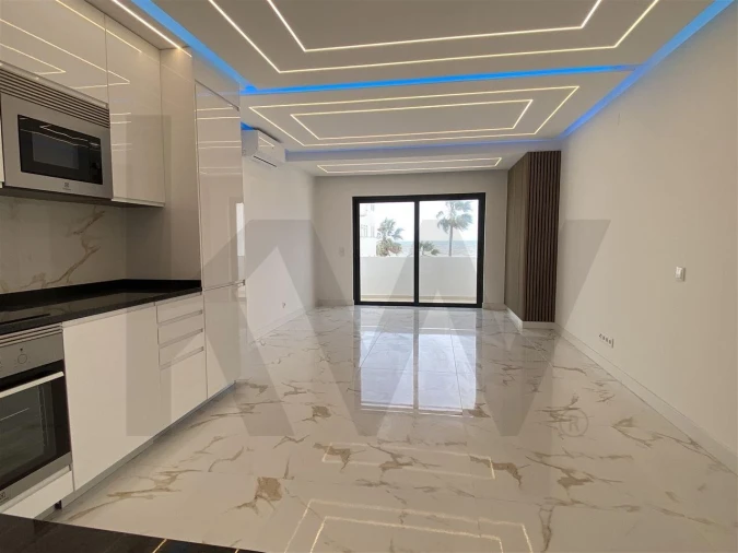 Apartamento T2 para Venda em Quarteira Foto 5