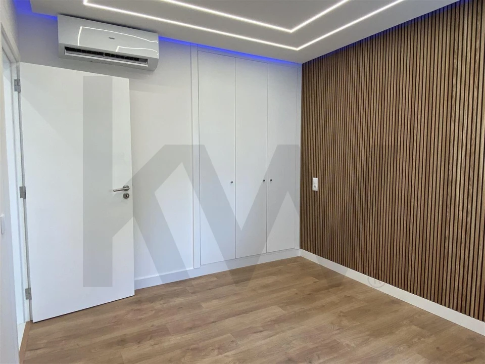 Apartamento T2 para Venda em Quarteira Foto 18