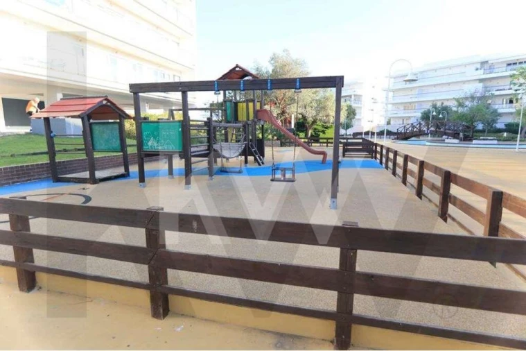 Moradia T3 para Venda em Lagos (São Sebastião e Santa Maria) Foto 44