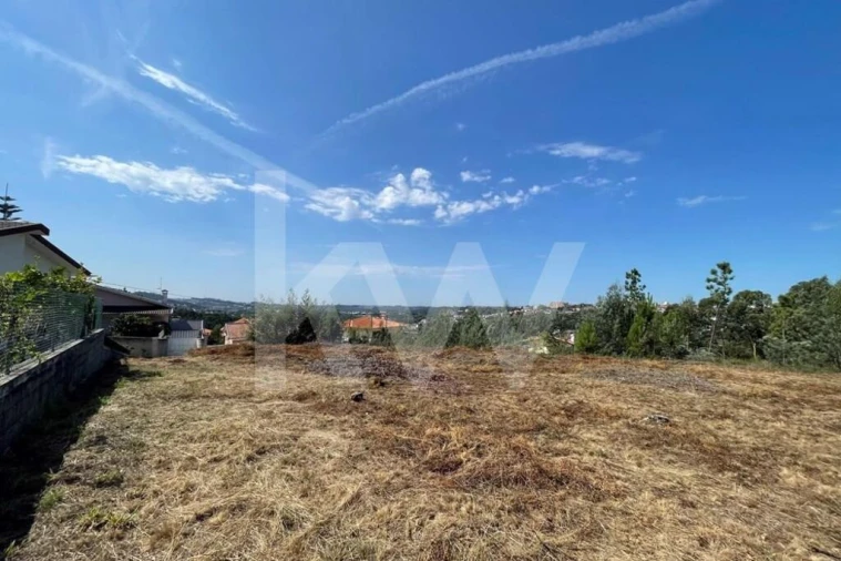 Terreno para Venda em O. Azeméis, Riba-Ul, Ul, Macinhata Seixa, Madail Foto 2