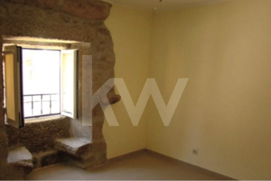 Moradia T3 para Venda em Covilhã e Canhoso Foto 17