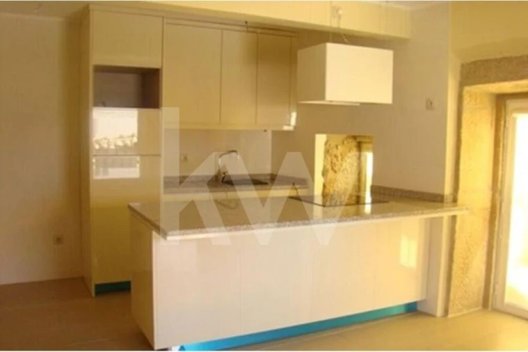 Moradia T3 para Venda em Covilhã e Canhoso Foto 9