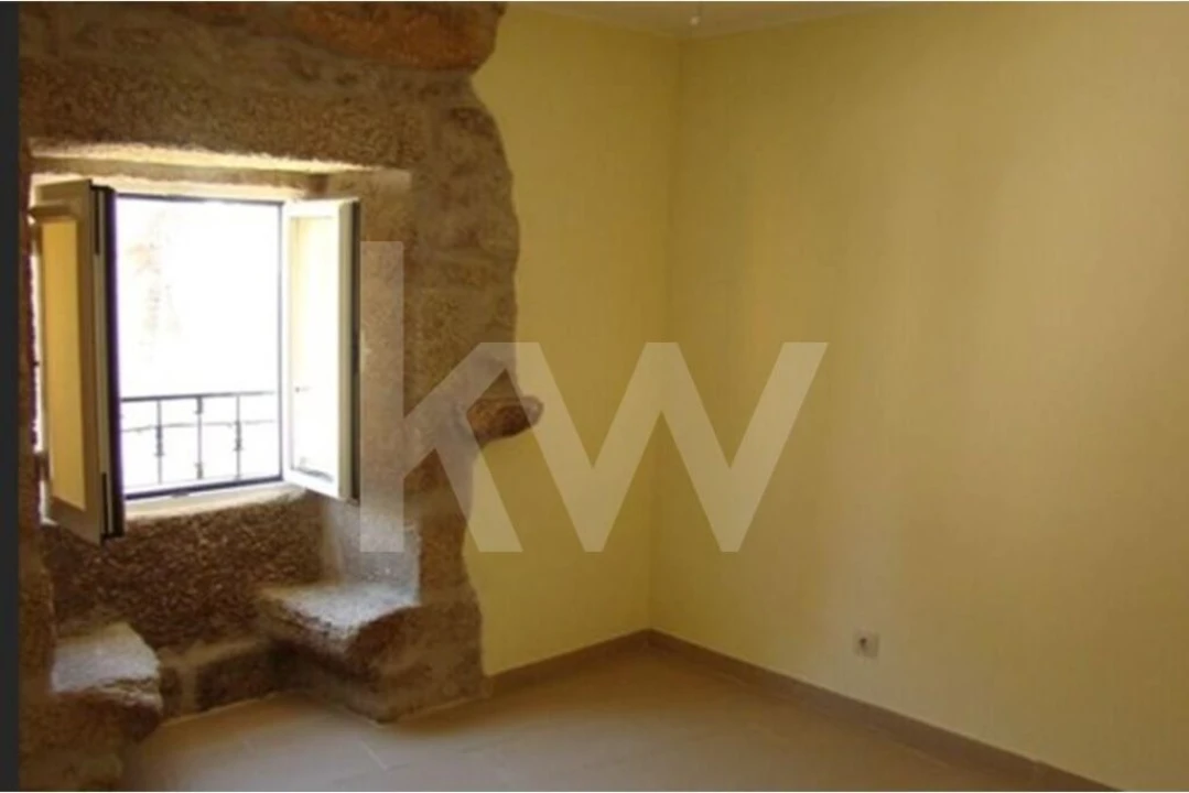 Moradia T3 para Venda em Covilhã e Canhoso Foto 7