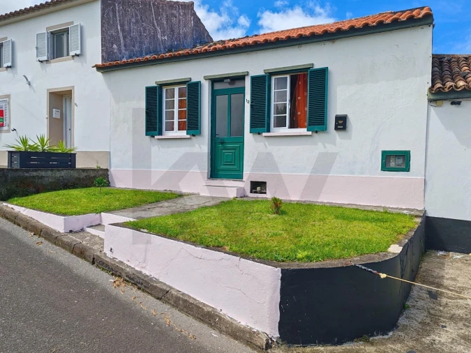 Moradia T3 para Venda em Santana Foto 2