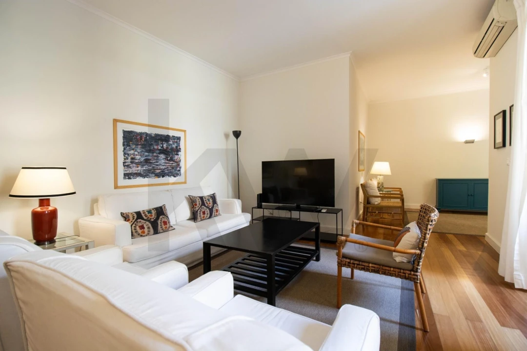 Apartamento T2 para Arrendamento em Santa Maria Maior Foto 5