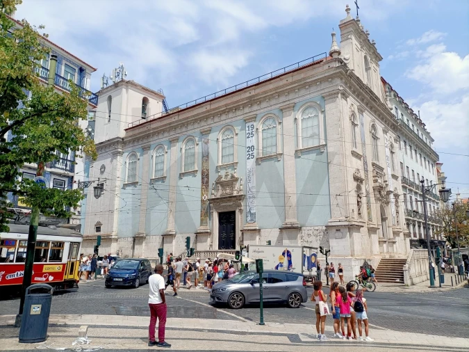 Apartamento T2 para Arrendamento em Santa Maria Maior Foto 33