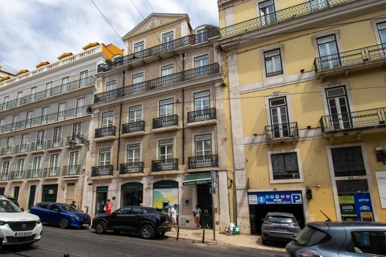 Apartamento T2 para Arrendamento em Santa Maria Maior Foto 30