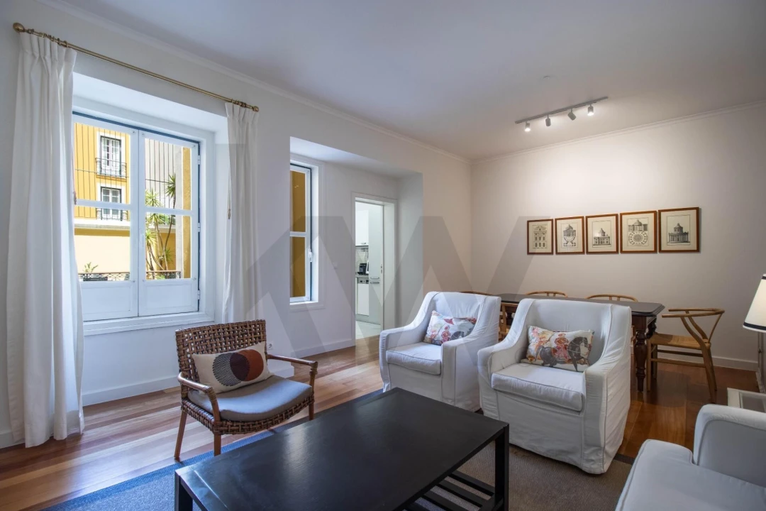 Apartamento T2 para Arrendamento em Santa Maria Maior Foto 2