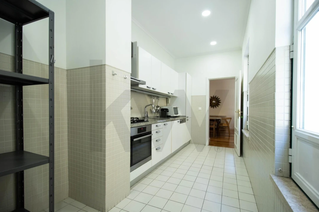 Apartamento T2 para Arrendamento em Santa Maria Maior Foto 8