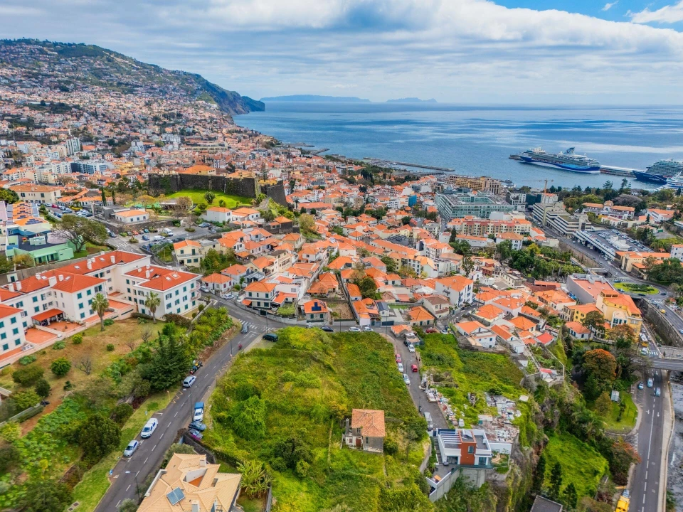 Terreno para Venda em Funchal (São Pedro) Foto 17