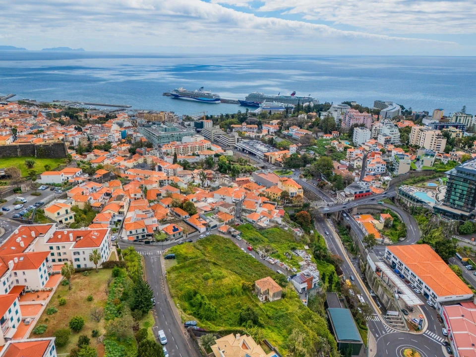 Terreno para Venda em Funchal (São Pedro) Foto 21