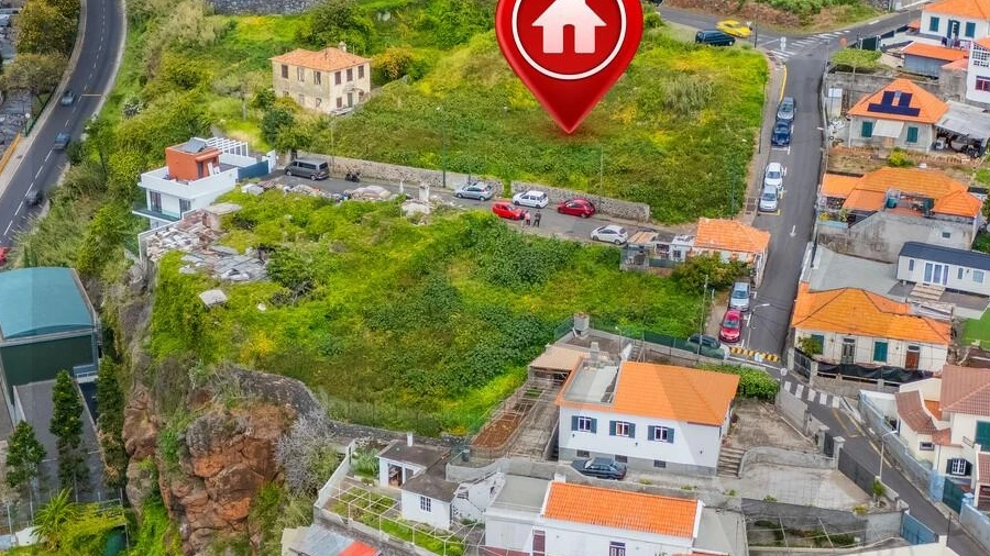 Terreno para Venda em Funchal (São Pedro)