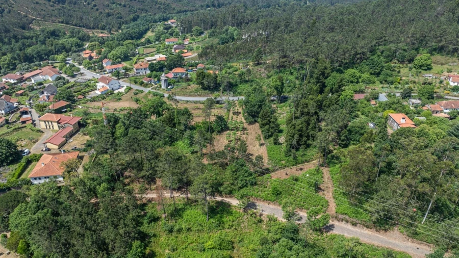Terreno para Venda em Gondar e Orbacém Foto 13