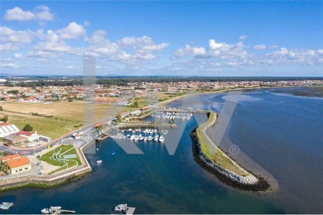 Negócio para Venda em Gafanha da Encarnação Foto 16