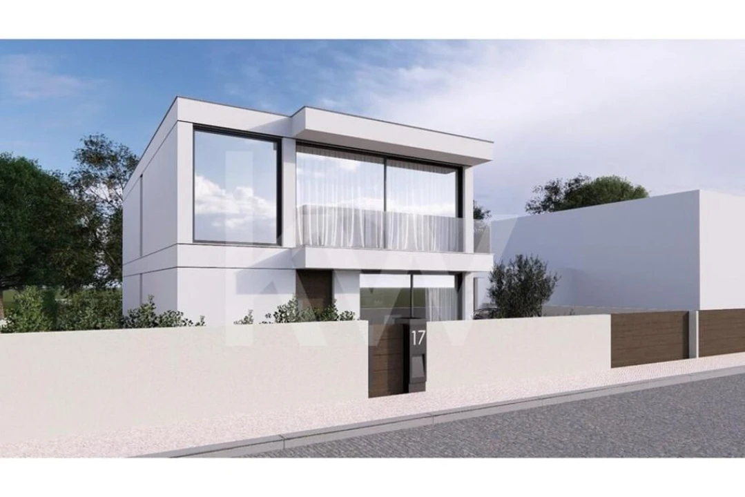 Moradia T4 para Venda em Aver-O-Mar, Amorim e Terroso Foto 2