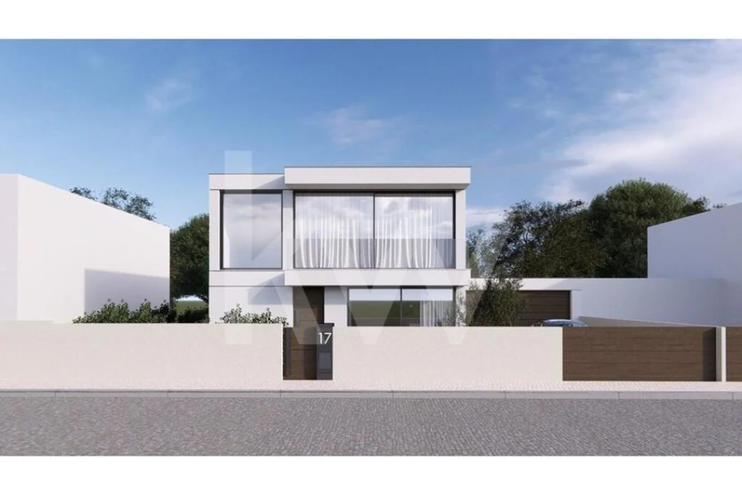 Moradia T4 para Venda em Aver-O-Mar, Amorim e Terroso Foto 1