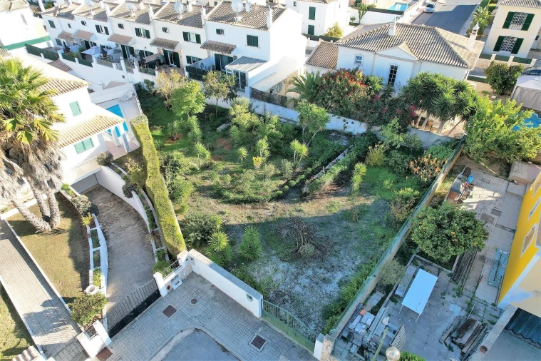 Terreno para Venda em Alcantarilha e Pêra Foto 2