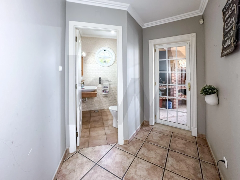 Moradia T7 para Venda em Alhos Vedros Foto 35