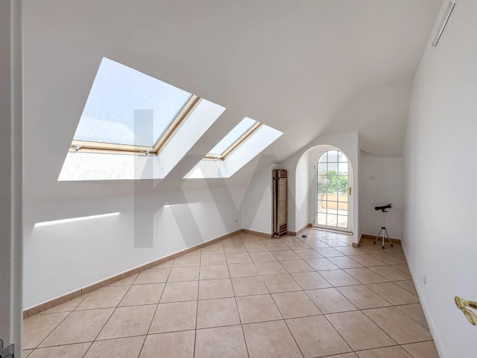 Moradia T7 para Venda em Alhos Vedros Foto 58