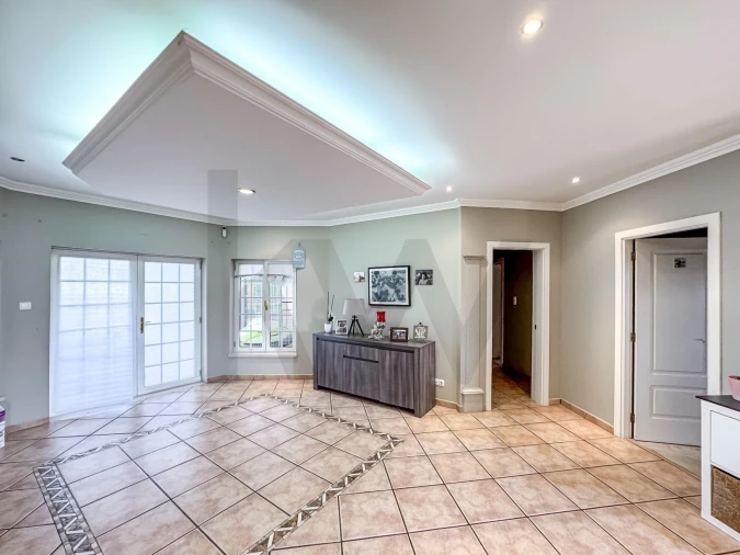 Moradia T7 para Venda em Alhos Vedros Foto 31