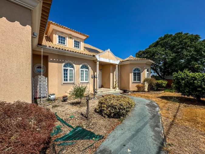 Moradia T7 para Venda em Alhos Vedros Foto 50