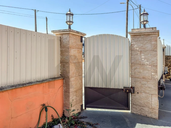 Moradia T7 para Venda em Alhos Vedros Foto 51