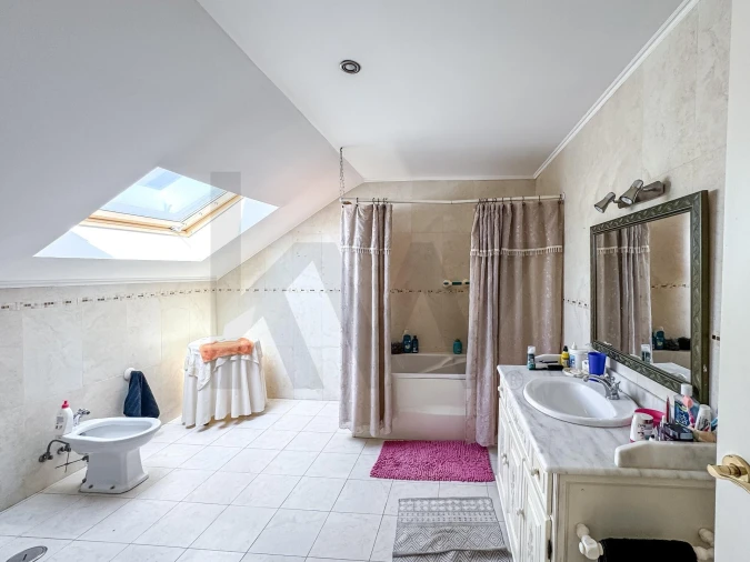 Moradia T7 para Venda em Alhos Vedros Foto 53